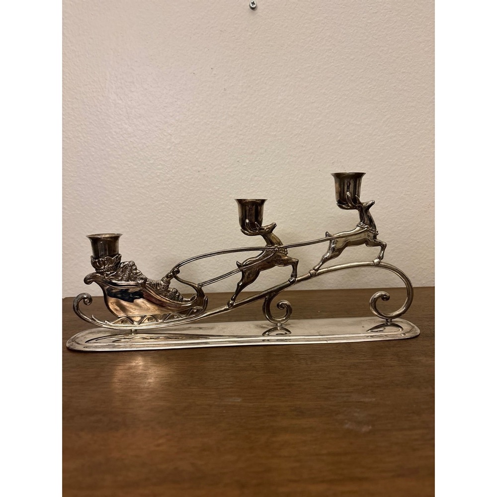 Vintage Silverplated Santa & Reindeer Candelabra - Picture 4 of 4